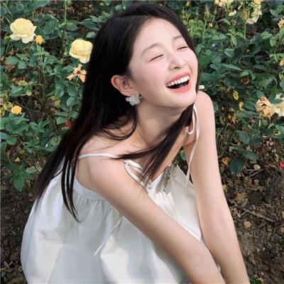 女孩的钓鱼慢活